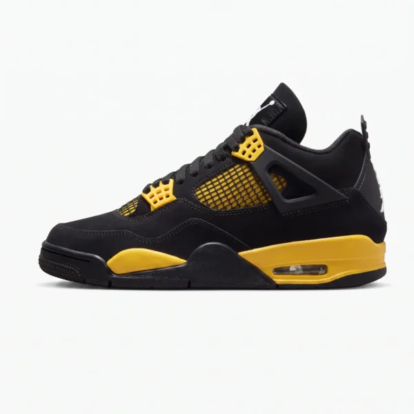Air Jordan 4 Yellow Thunder em nubuck preto premium com detalhes amarelo Thunder e tecnologia Nike Air.