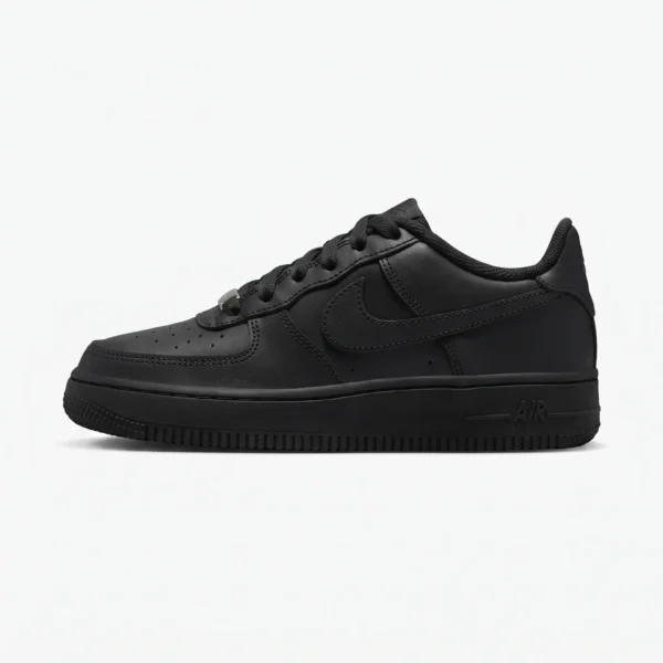 Nike Air Force 1 Low "Triple Black"