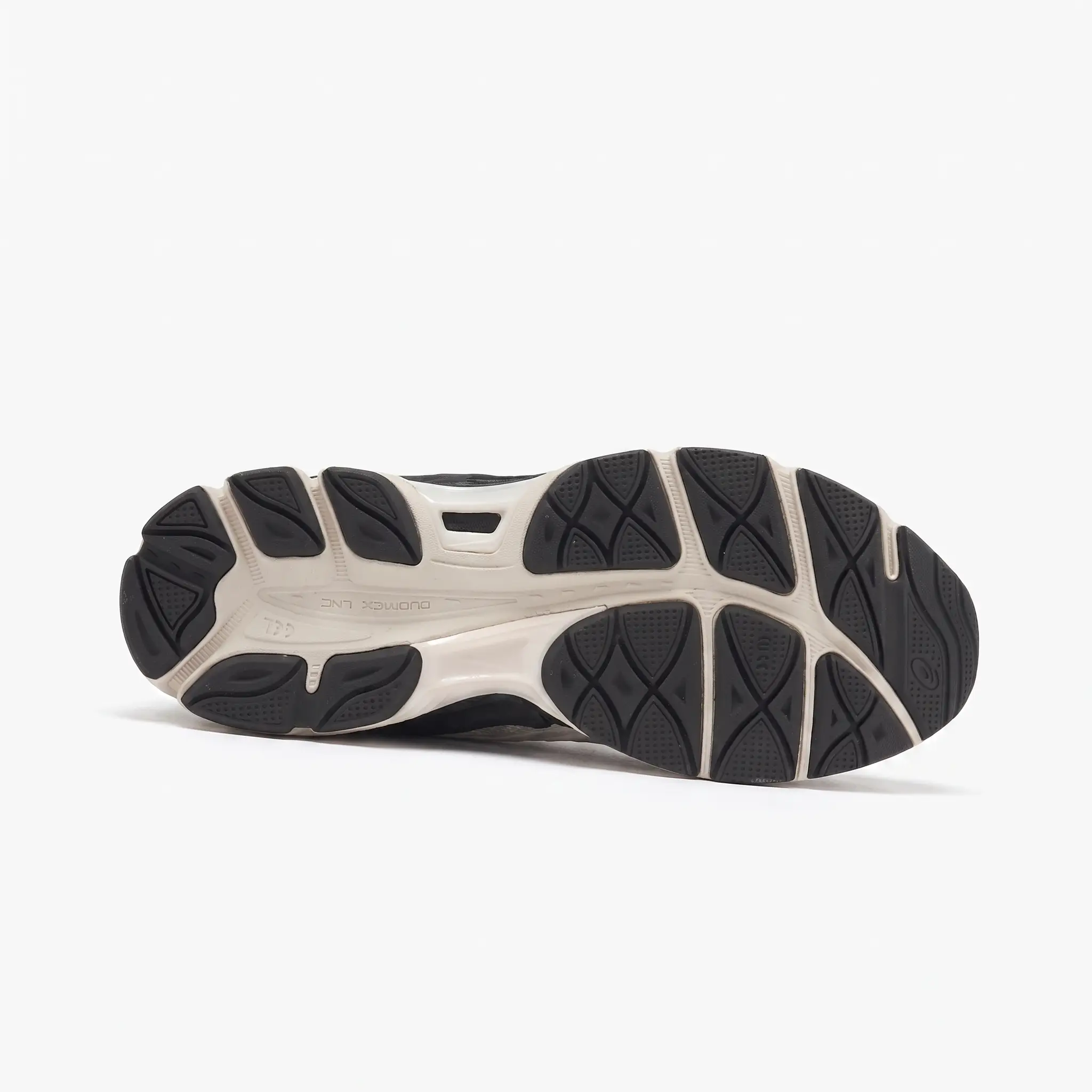 asics gel nyc smoke grey back view vorax Sola das Asics Gel NYC Smoke Grey com excelente amortecimento