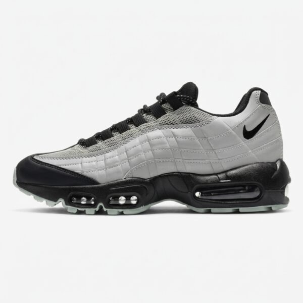 Nike Air Max 95 OG Neon Retro Sport em mesh respirável e camurça premium com tecnologia Nike Air visível.