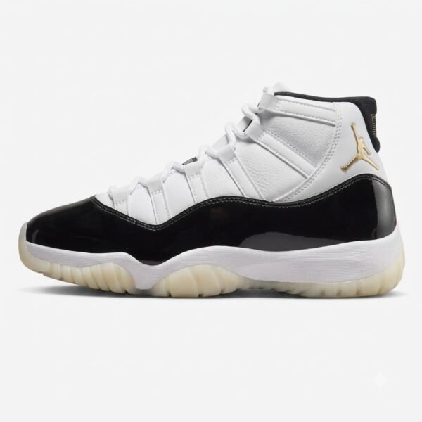 Air Jordan 11 Gratitude Branco e Preto vista lateral