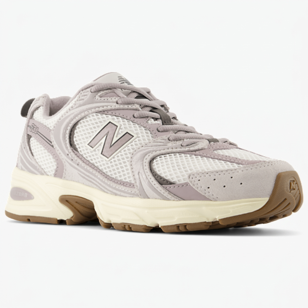 New Balance 530 Truffle Salt — vista frontal New Balance 530 Truffle Salt em perspetiva 3/4, com camurça malva e entressola ABZORB