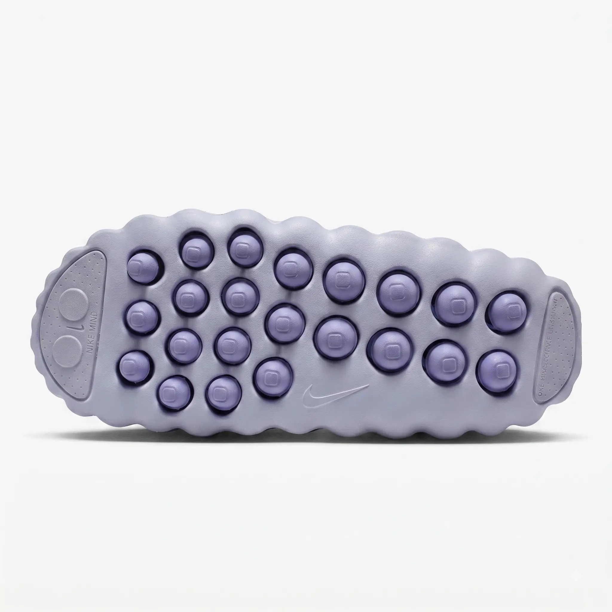 nike mind 001 palest purple vista de cima em tom lilás claro vorax Nike Mind 001 Palest Purple vista traseira, acabamento texturizado lilás
