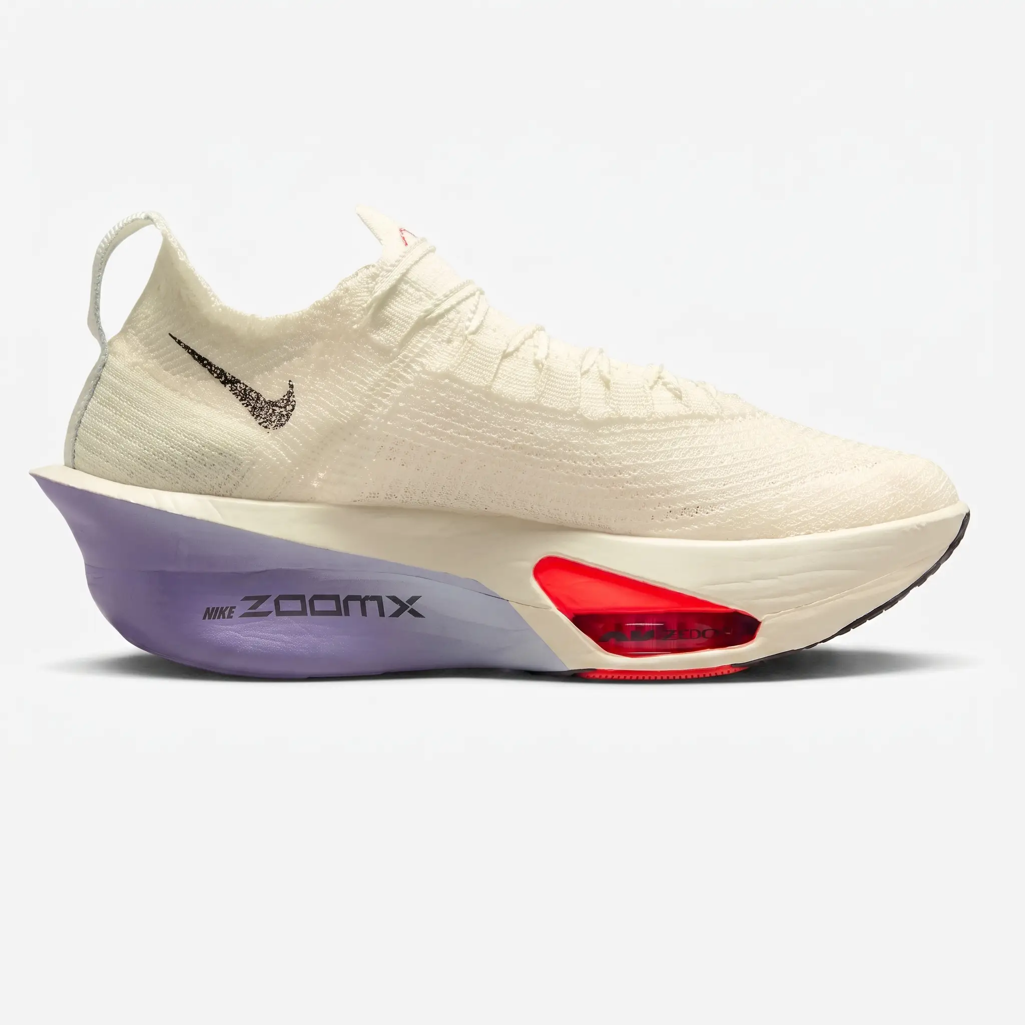 Nike Air Zoom Alphafly 3 Coconut – Vista Lateral Interior Nike Air Zoom Alphafly 3 Coconut vista lateral interior.