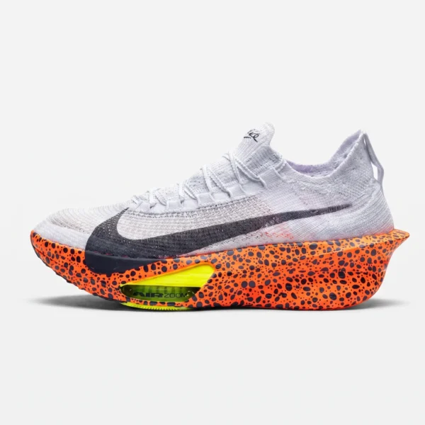 Nike ZoomX Alphafly 3 Safari vista lateral exterior.