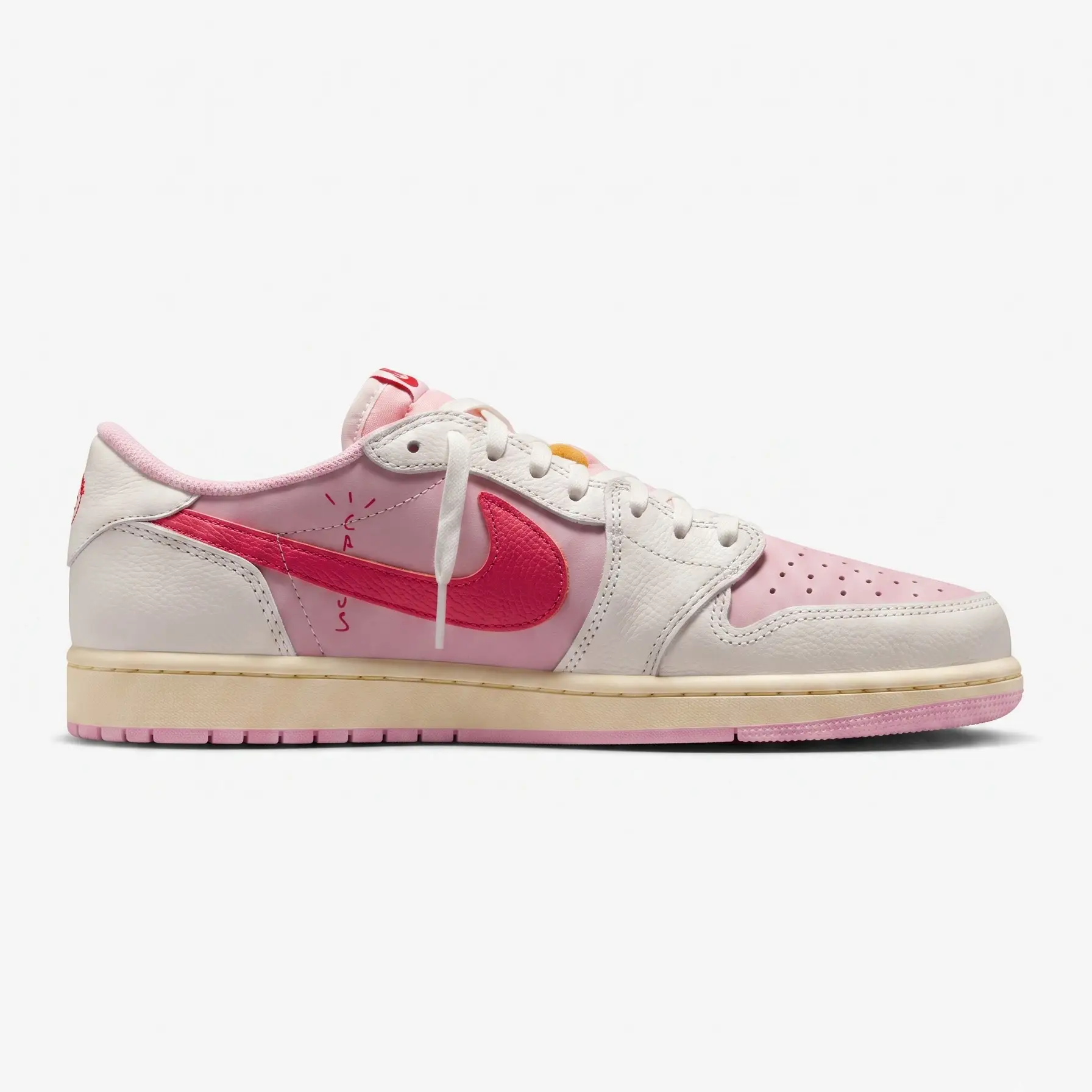 Air Jordan 1 Low Travis Scott Tropical Pink — Perfil Frontal Air Jordan 1 Low Travis Scott rosa vista de perfil com Swoosh invertido