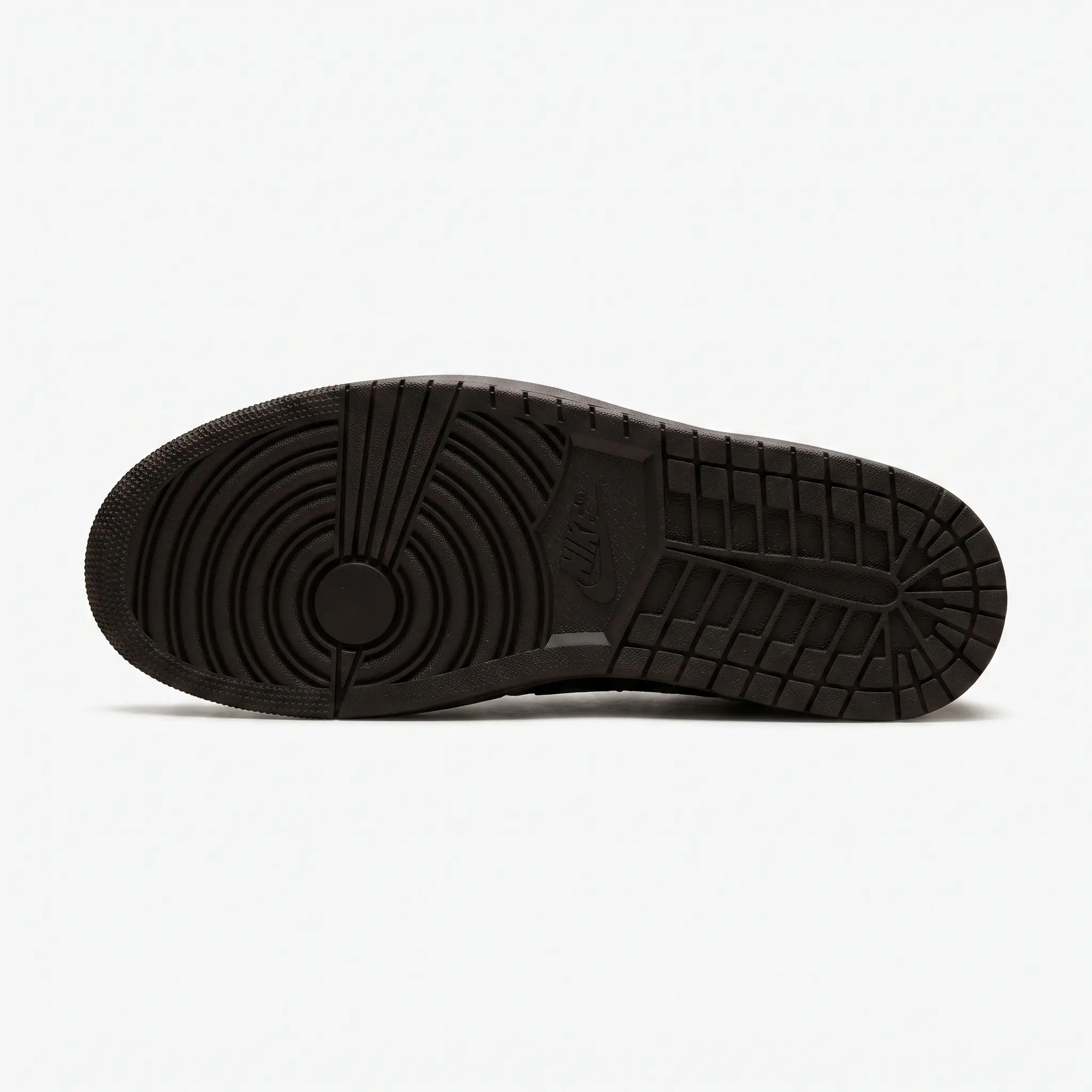 Travis Scott x Air Jordan 1 Velvet Brown - Sola air jordan 1 retro low og sp travis scott velvet brown vista traseira do par mostrando o swoosh invertido (1)