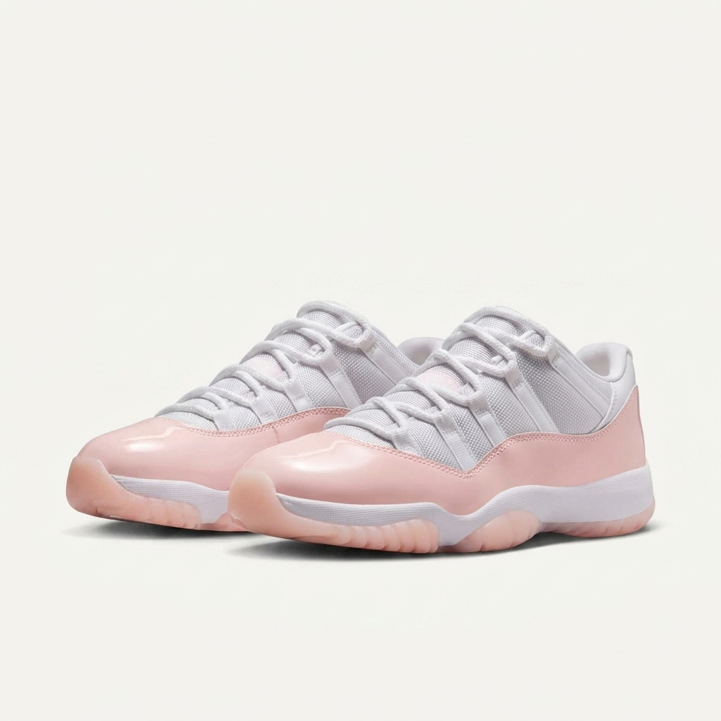 air jordan 11 low legend pink — sola translúcida Parte frontal da Air Jordan 11 Low Legend Pink com sistema de atacadores em branco